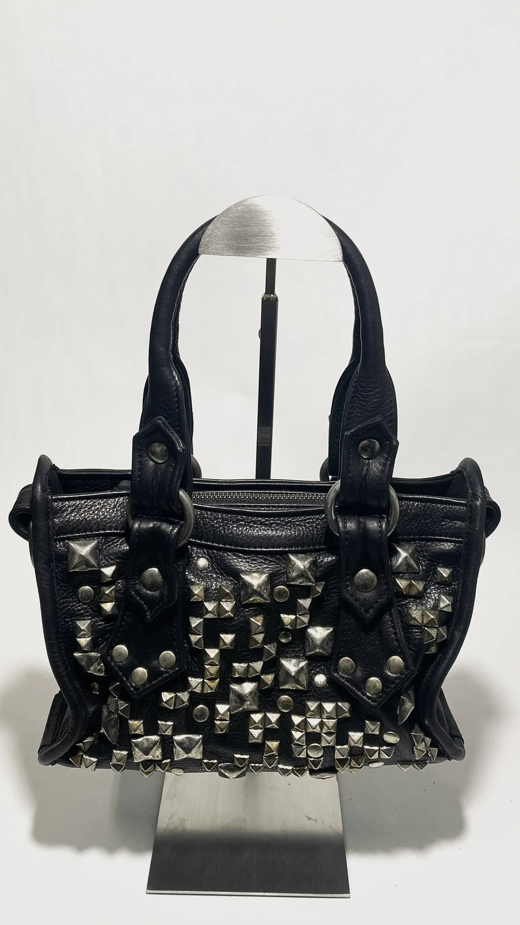 Jericho Studded